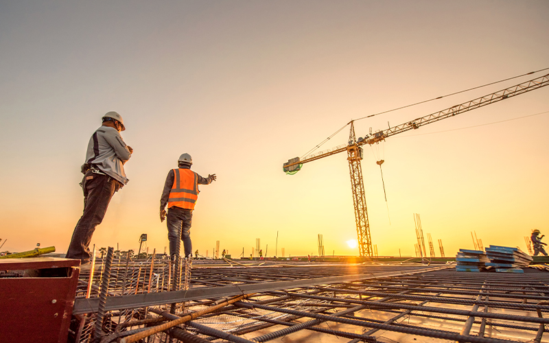 Freinage de la production des matériaux de construction en fin d’été
